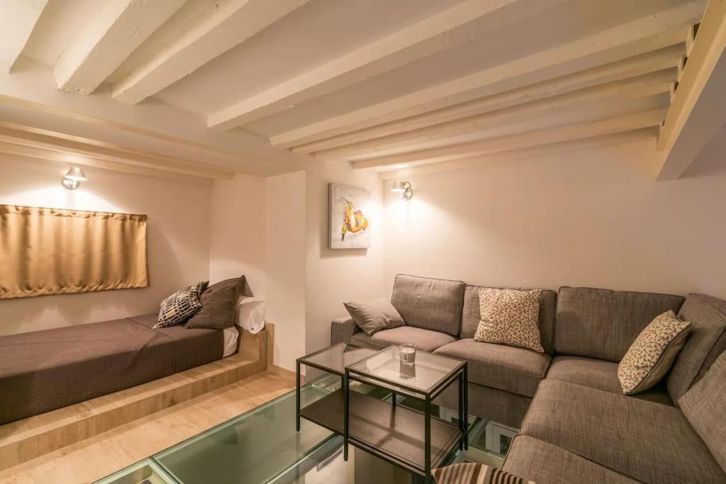 Moscova - Garibaldi Lusso, Sauna E Idromassaggio ميلان المظهر الخارجي الصورة
